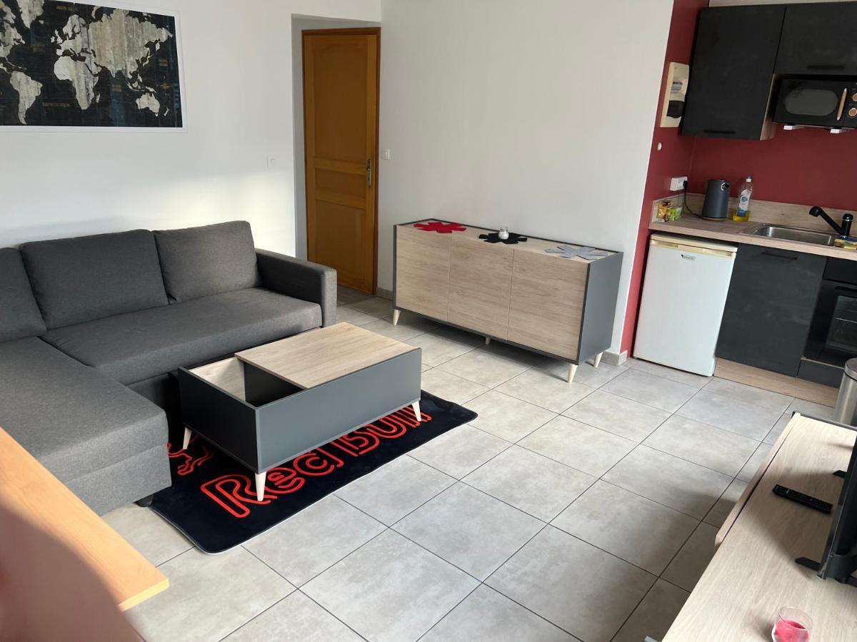 Apartment 1 Neuf Centre Acces Facile Proche Gare Et Commodites Flers (Orne)
